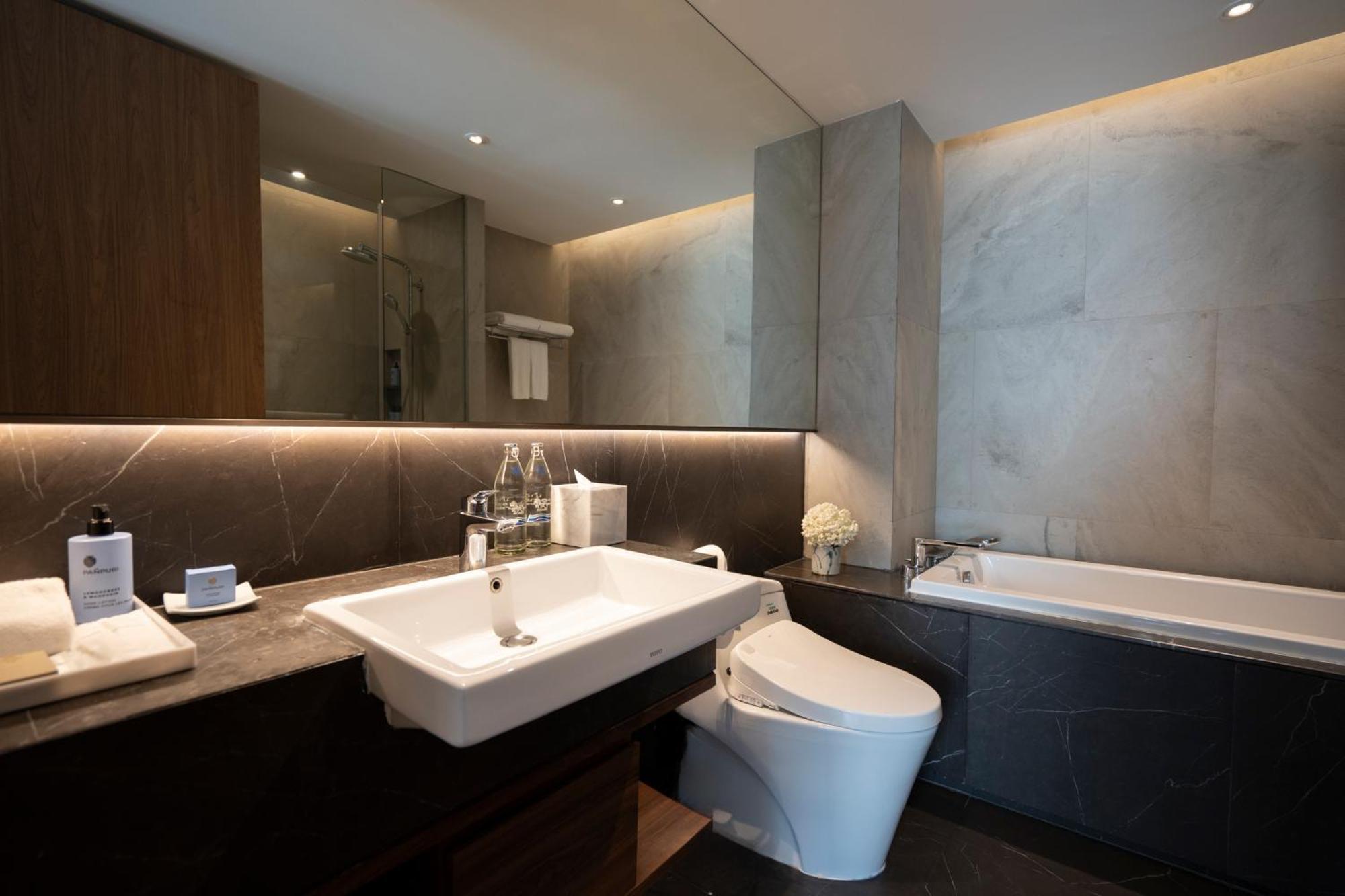 Walton Suites Sukhumvit Bangkok Kültér fotó