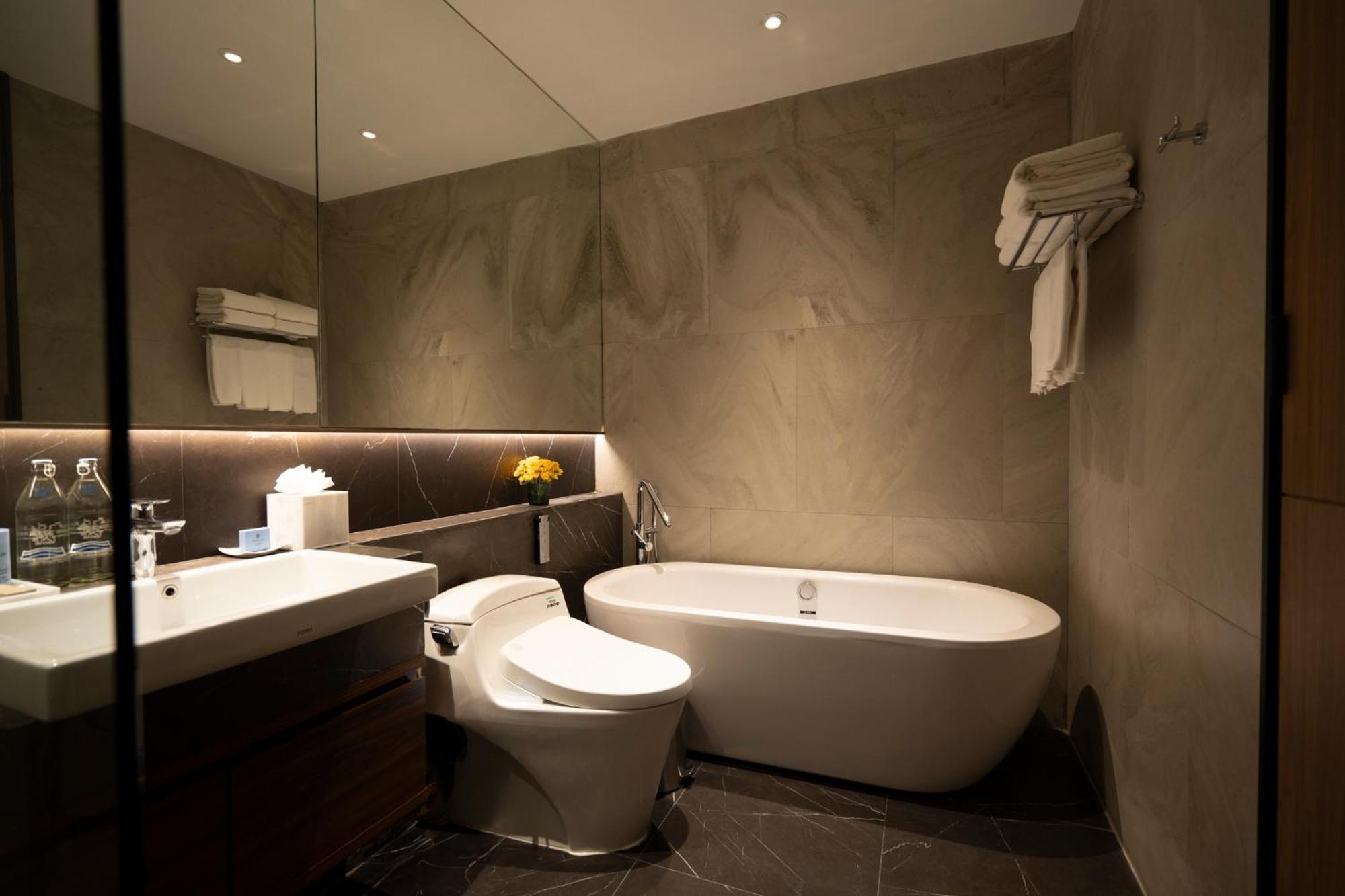 Walton Suites Sukhumvit Bangkok Kültér fotó